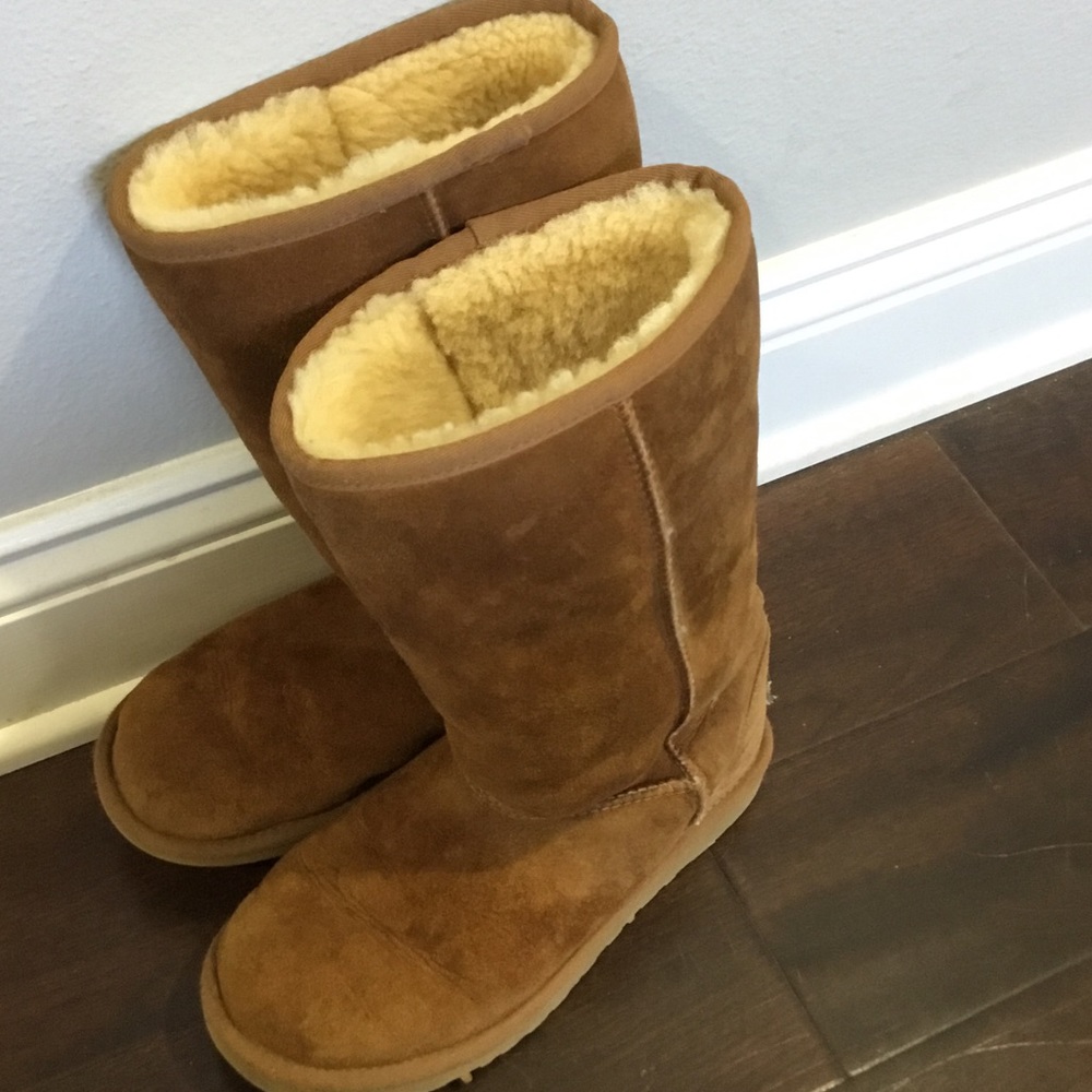 Authentic ugg