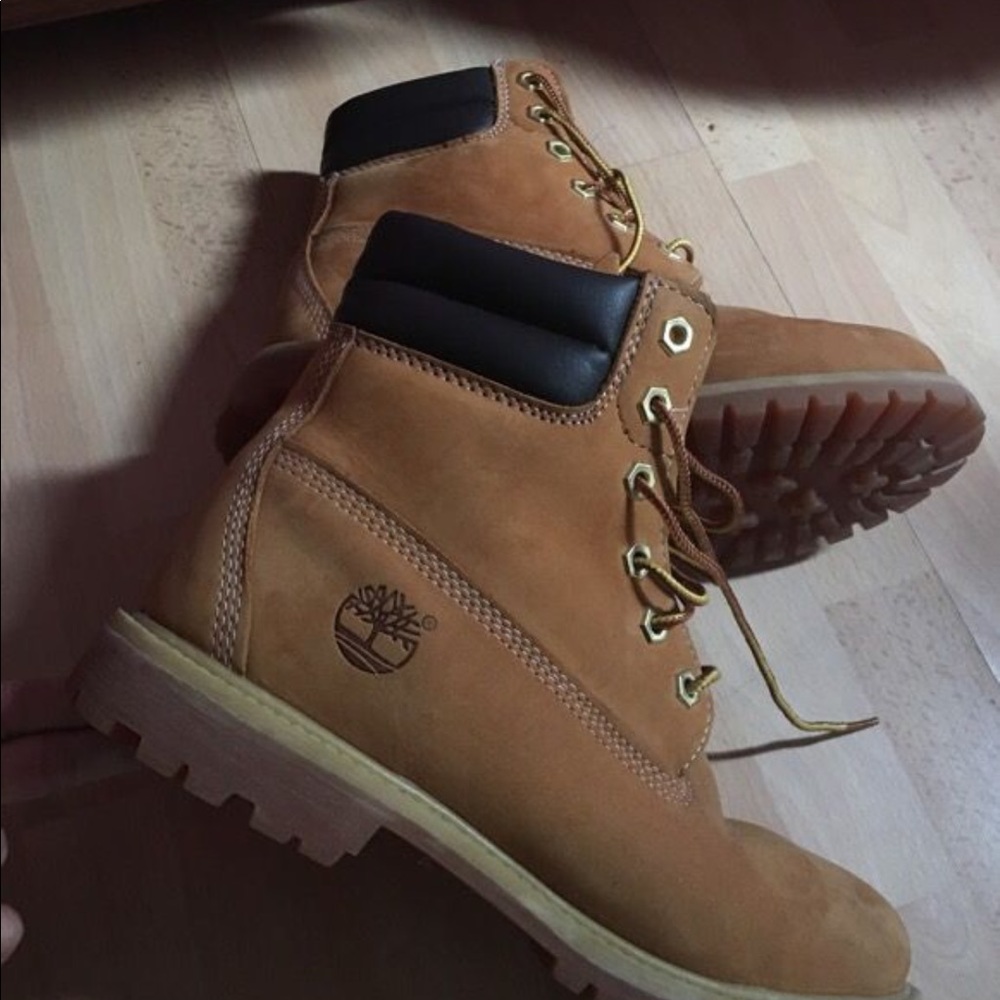 Timberland boots women size 8.5