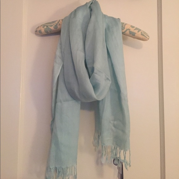 Lands' End Accessories - Land's End lovely eggshell blue solid scarf