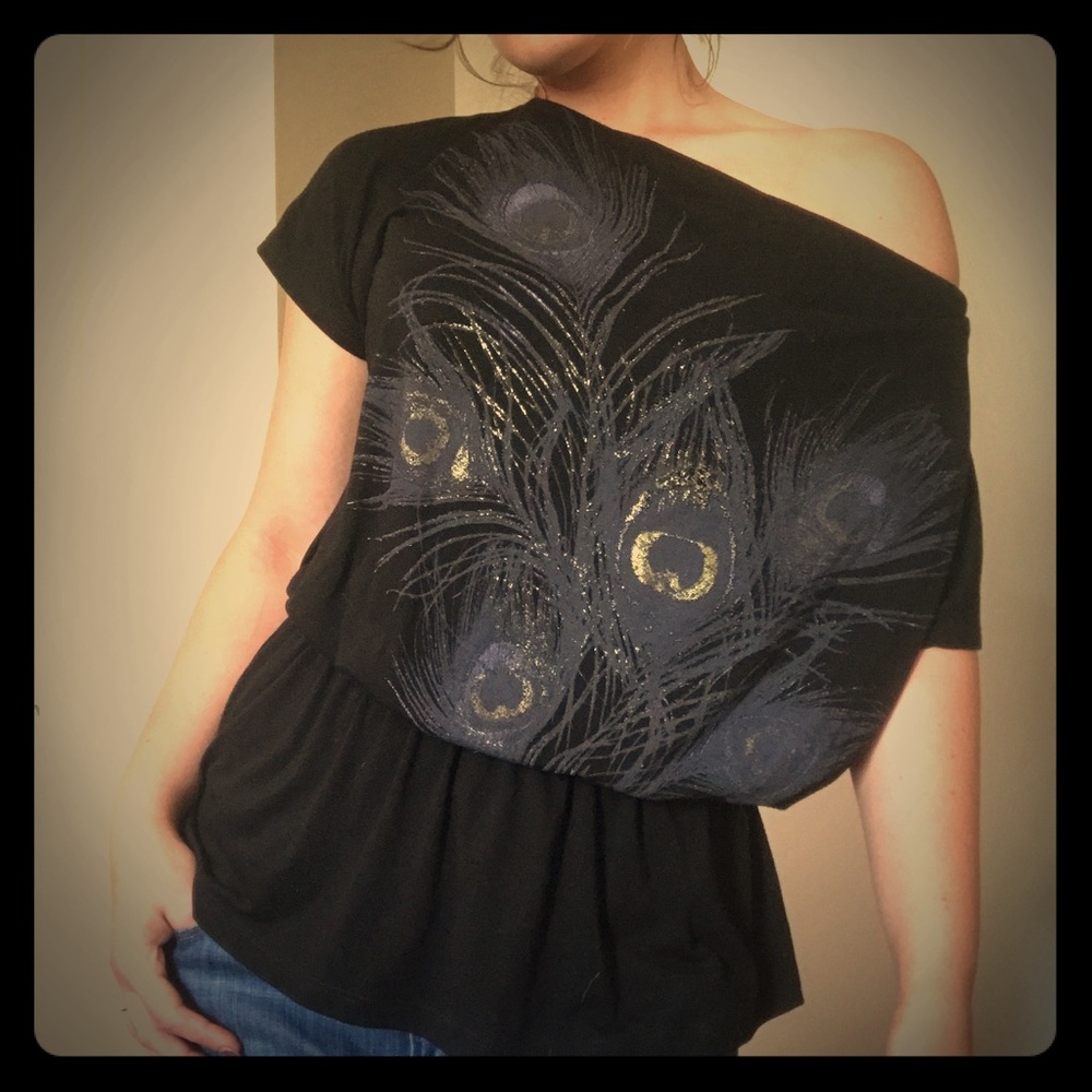 Fashion bug blouse on shoulder or off shoulder