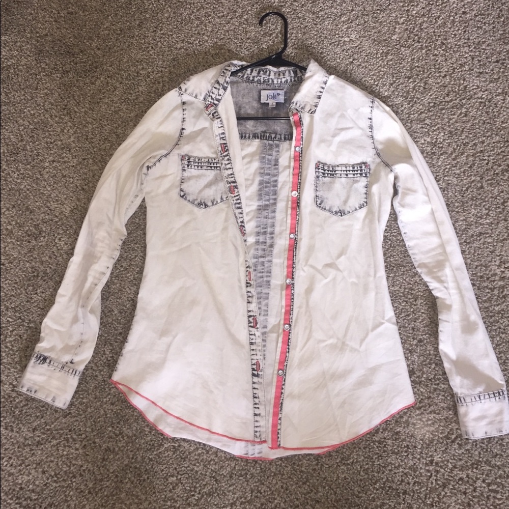 Women's Button Up