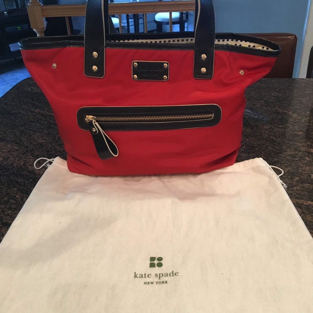 Kate spade handbag with dust bag