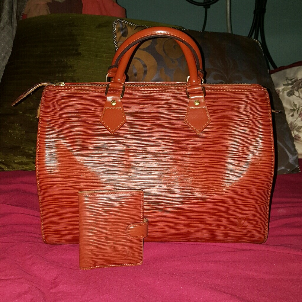 Louis Vuitton Epi Speedy 35 and wallet