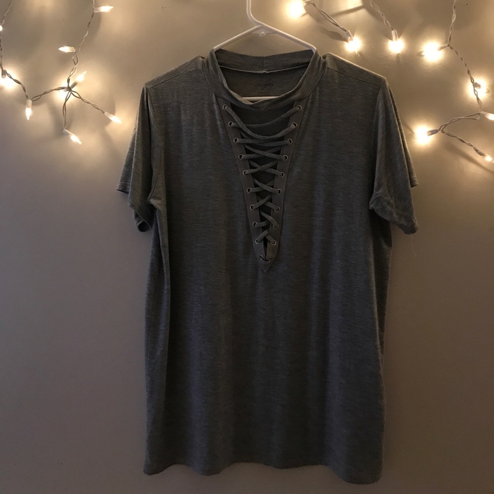 Grey cross neck tshirt