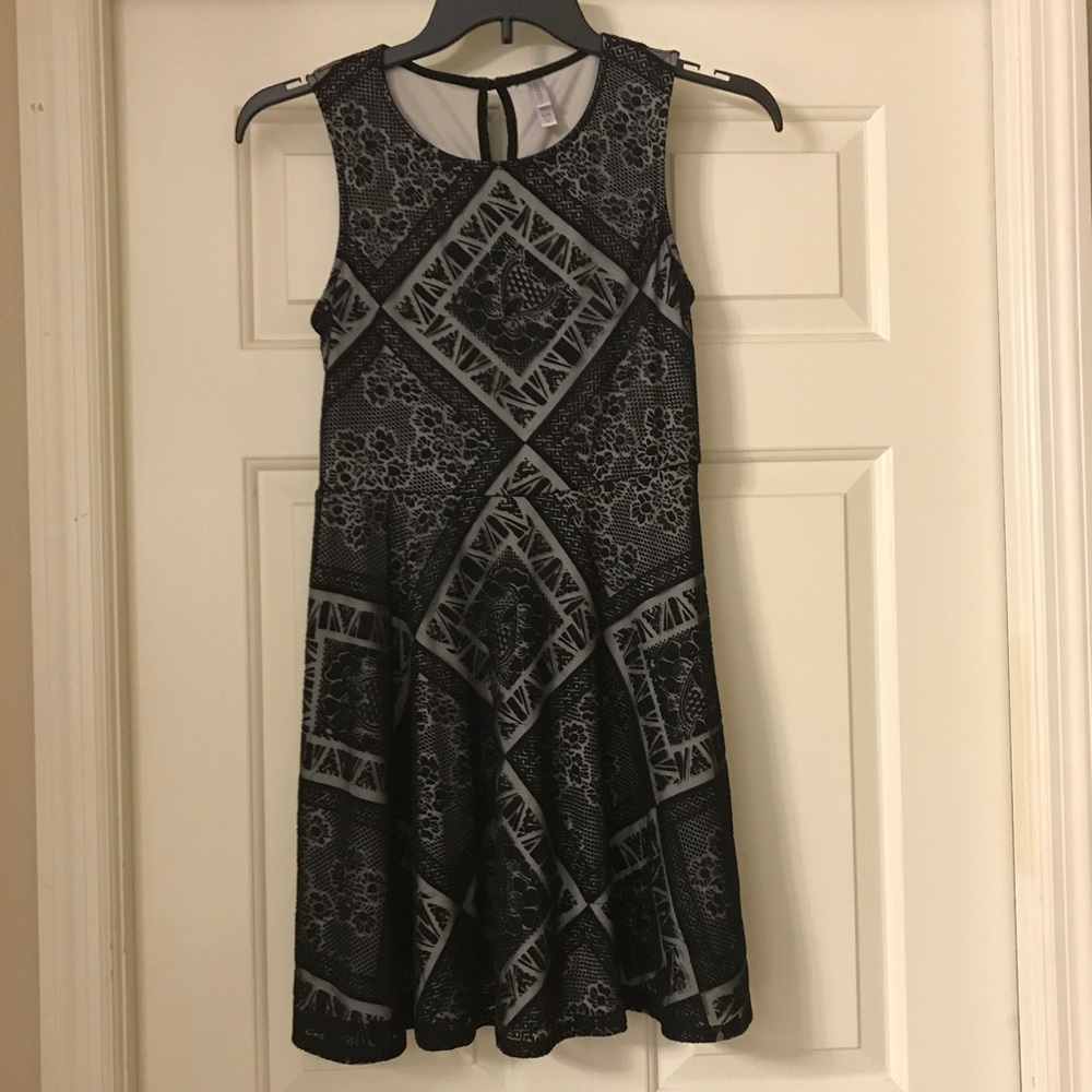 Juniors Size Medium Dress