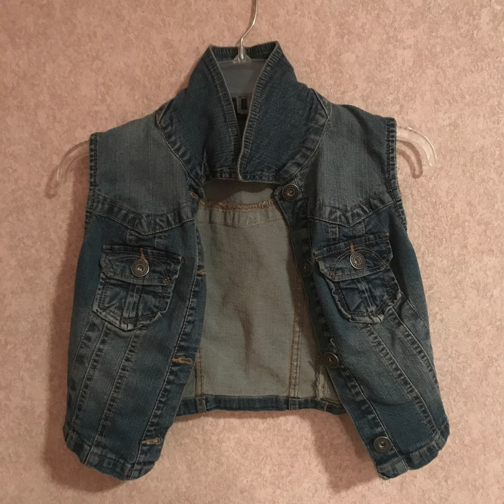 Jean Vest