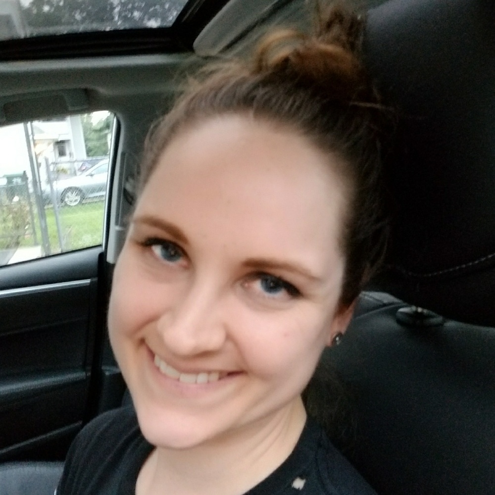 Meet your Posher, Kacie