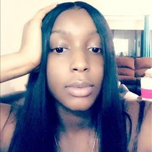 Meet your Posher, Ashayla