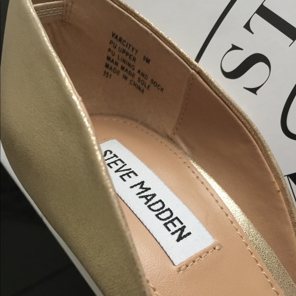 STEVE MADDEN NWB GOLD SHOES 9M - Picture 8 of 8
