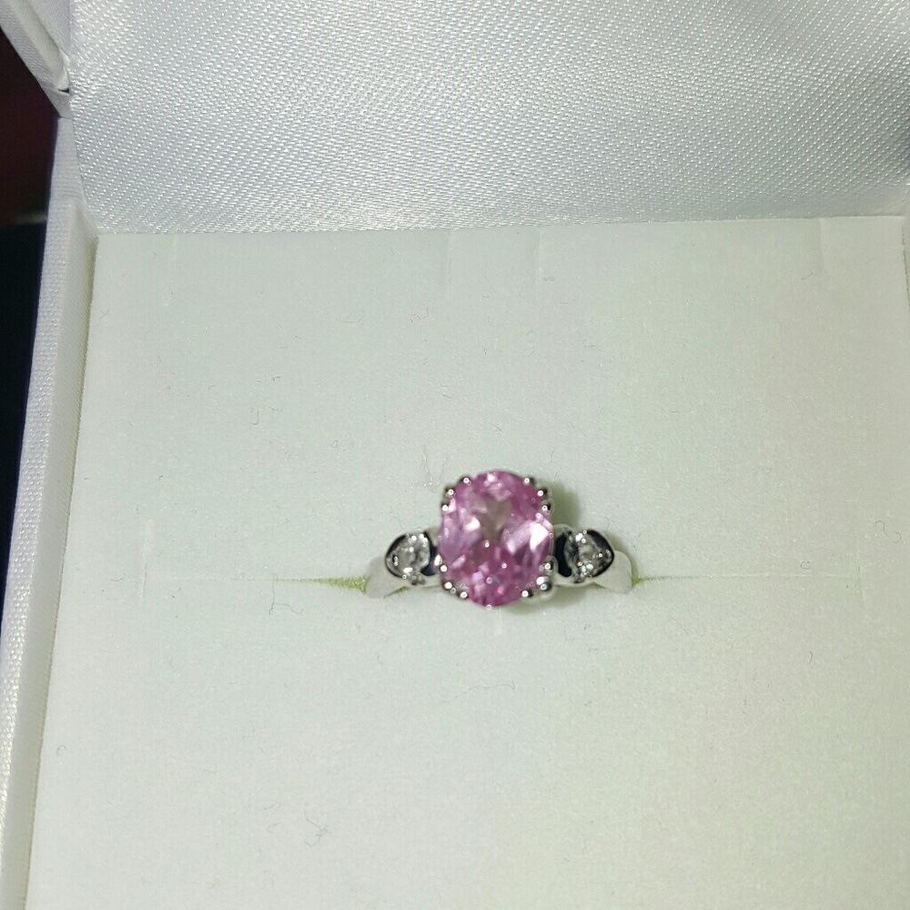 Platinum sapphire and diamond ring