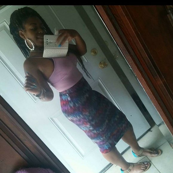 Top 1st pic bottom 2 nd pic - Picture 3 of 3