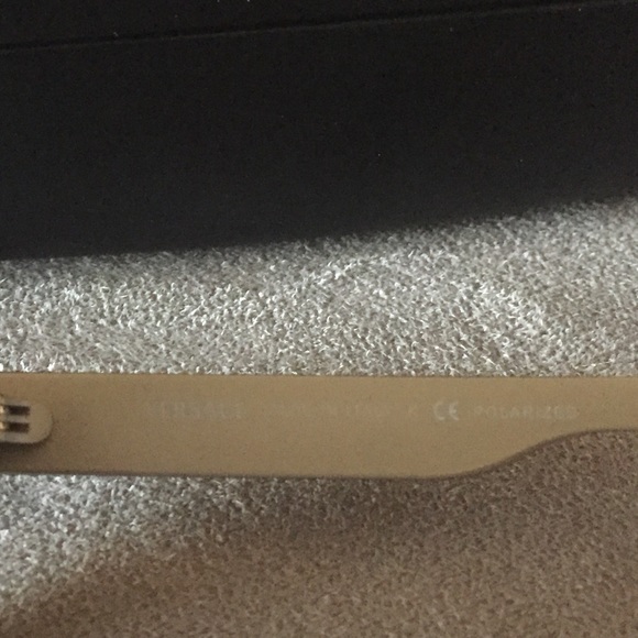 Authentic Versace sunglasses 😎 - Picture 3 of 5