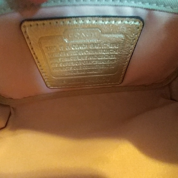 Coach wristlet - Picture 2 of 3