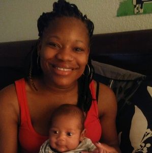 Meet your Posher, Iesha