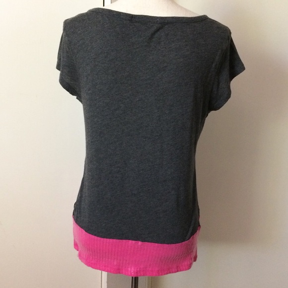 SOLD GAP sequined t-shirt - Picture 3 of 5