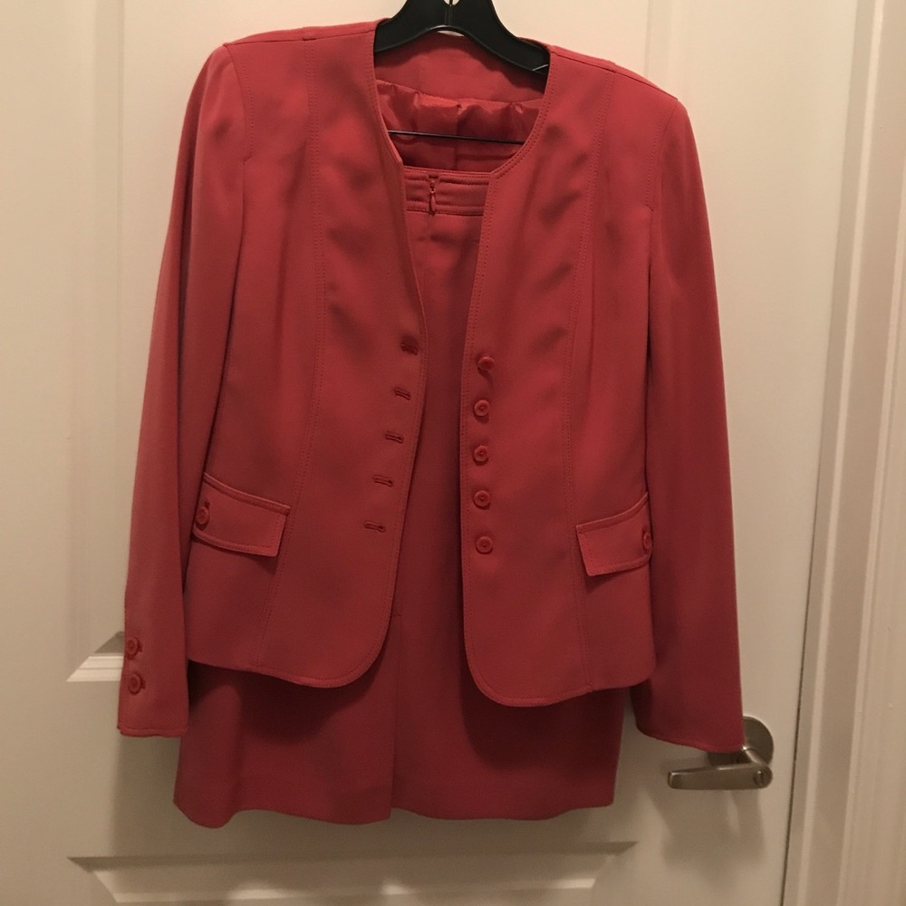 Suit