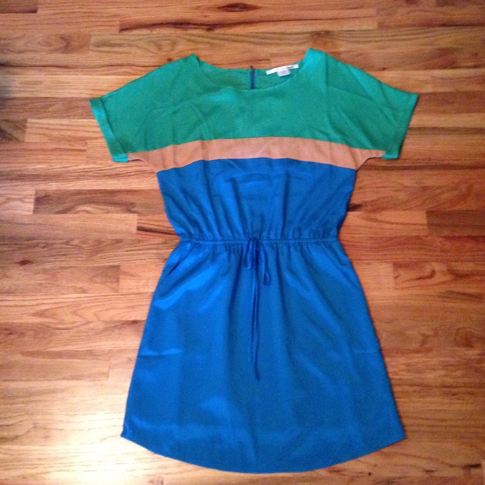 Boutique: Ellison Dress with Pockets