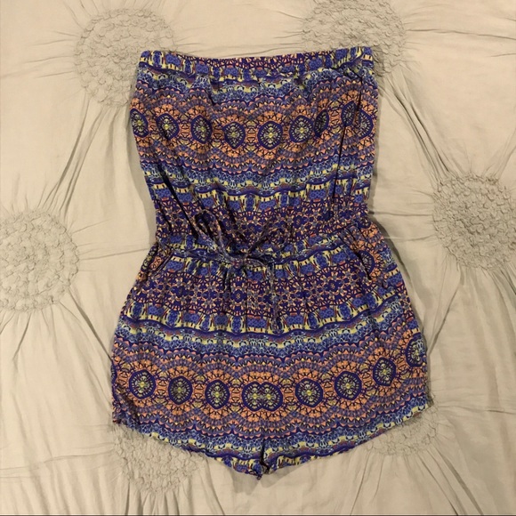 Forever 21 Patterned Romper - Picture 2 of 5