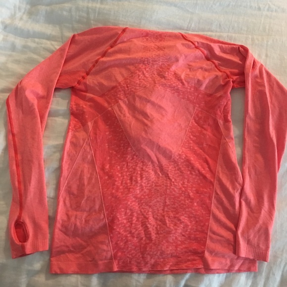 J.crew new balance hooded long sleeve workout top - Picture 5 of 6