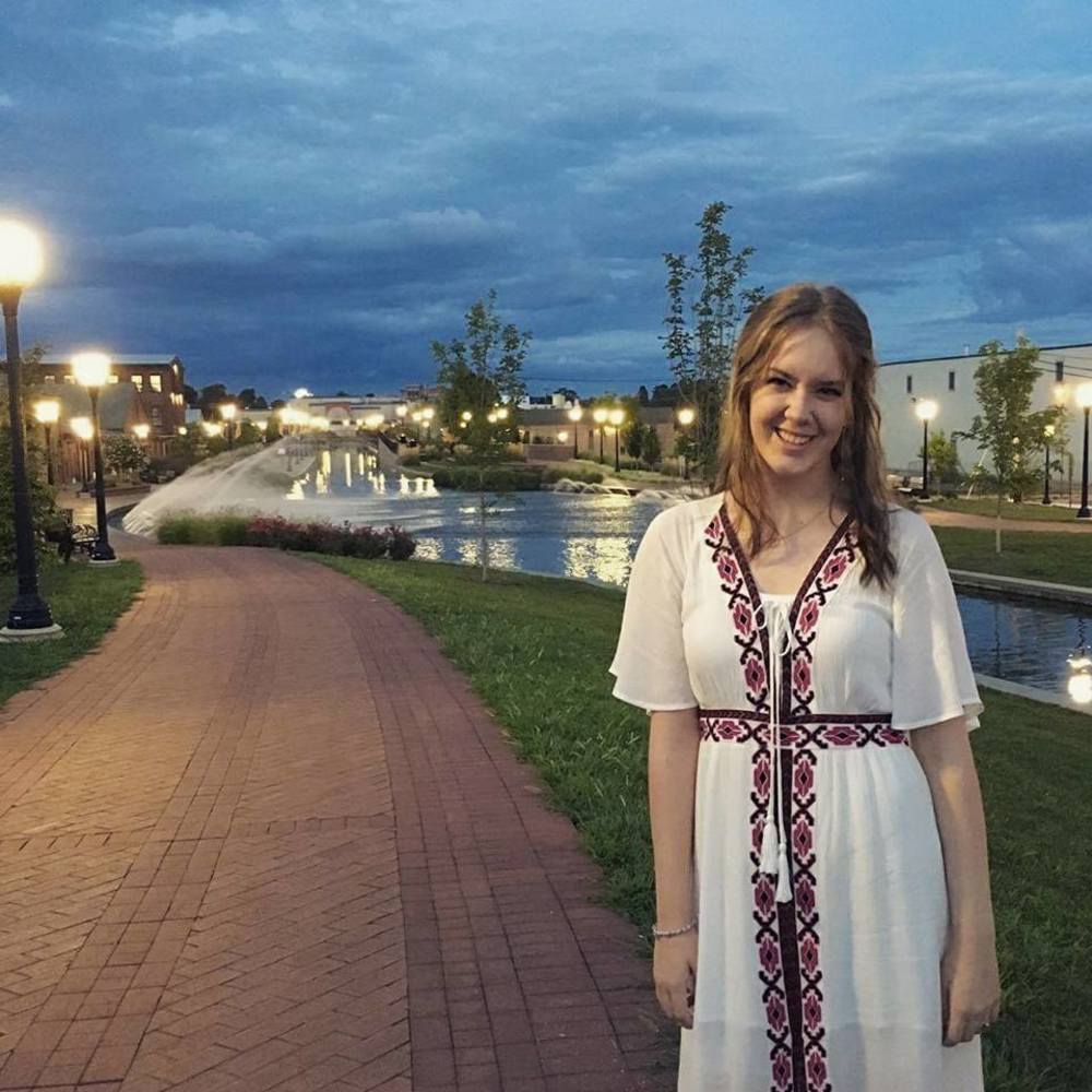 Meet your Posher, Brynne