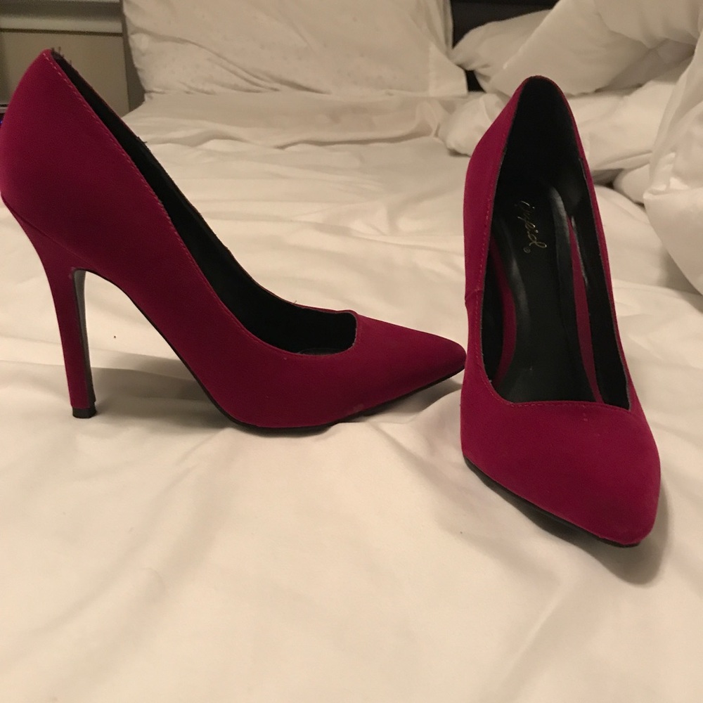 Qupid Pink Pumps