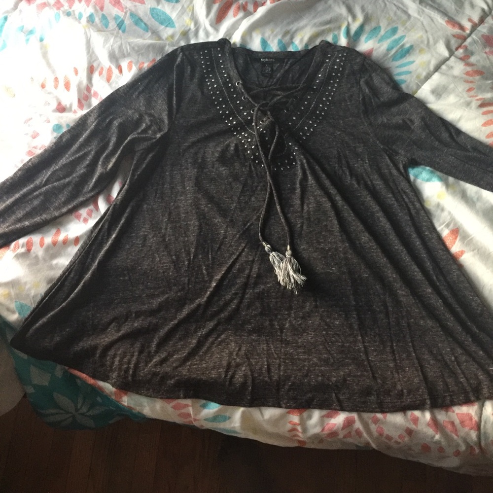 Ladies blouse NWT Large