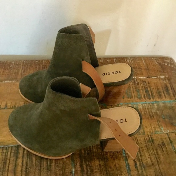torrid Shoes - Trendy olive green half booties-Worn only twice!