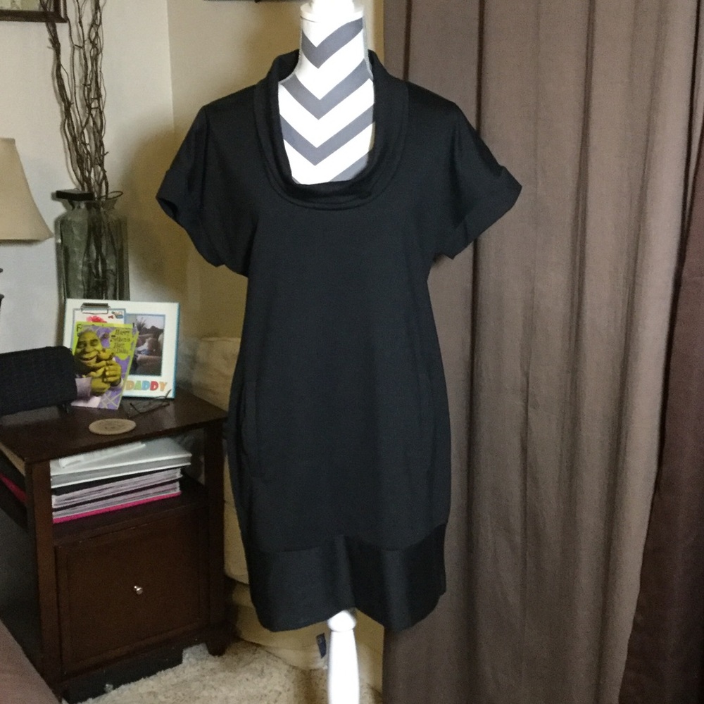 New York & Co Black Cowl Neck Pocket Dress/Tunic
