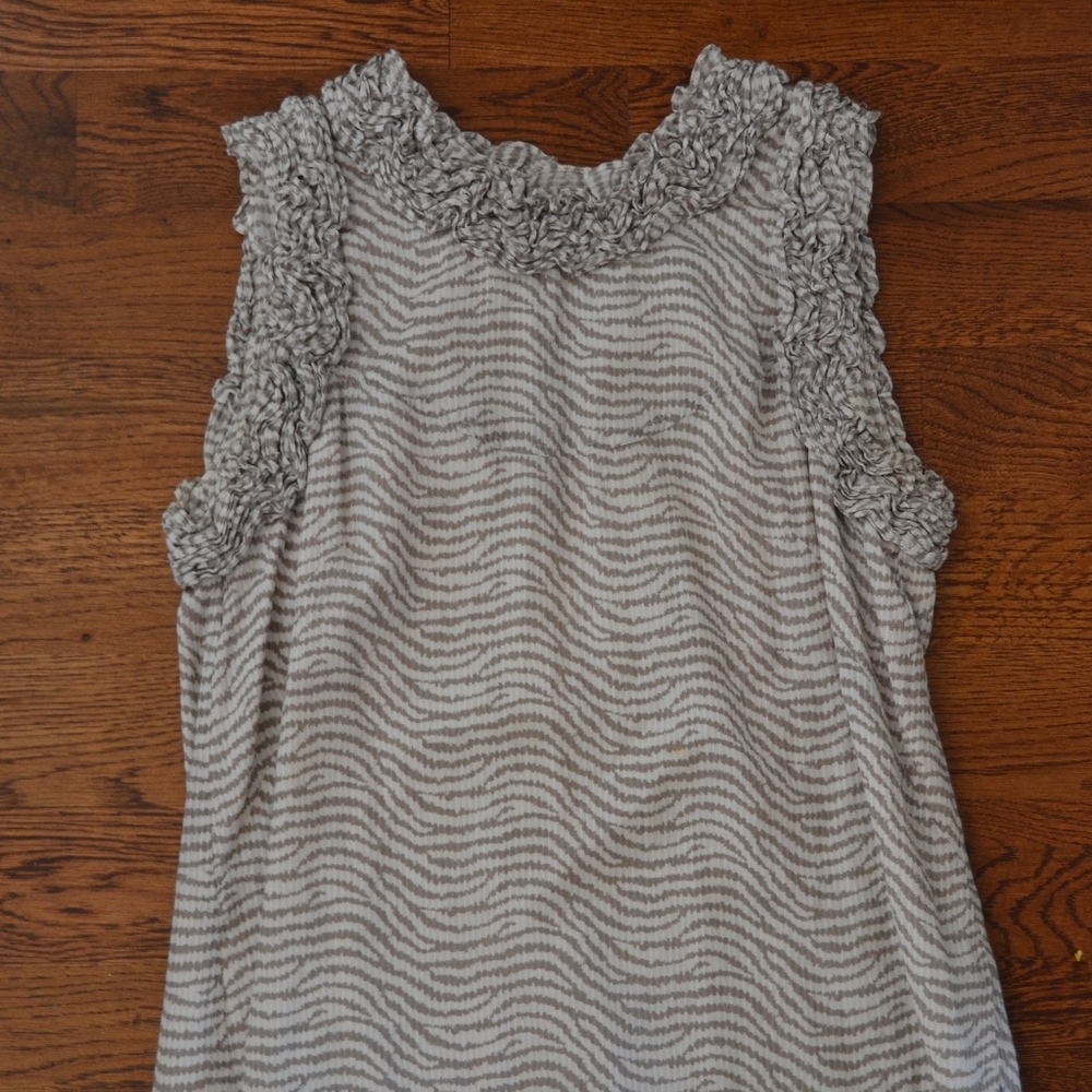 French Connection Sleeveless Gray Print Swing Top - Picture 5 of 8