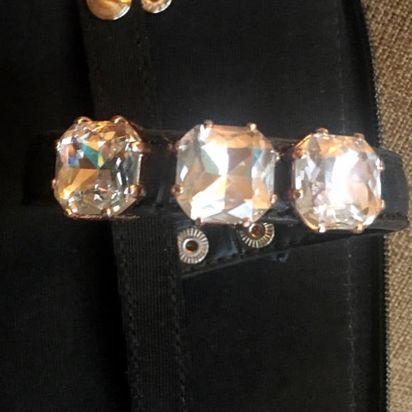 SOLD🍃Betsey Johnson black/gold Diamond bracelet - Picture 5 of 7