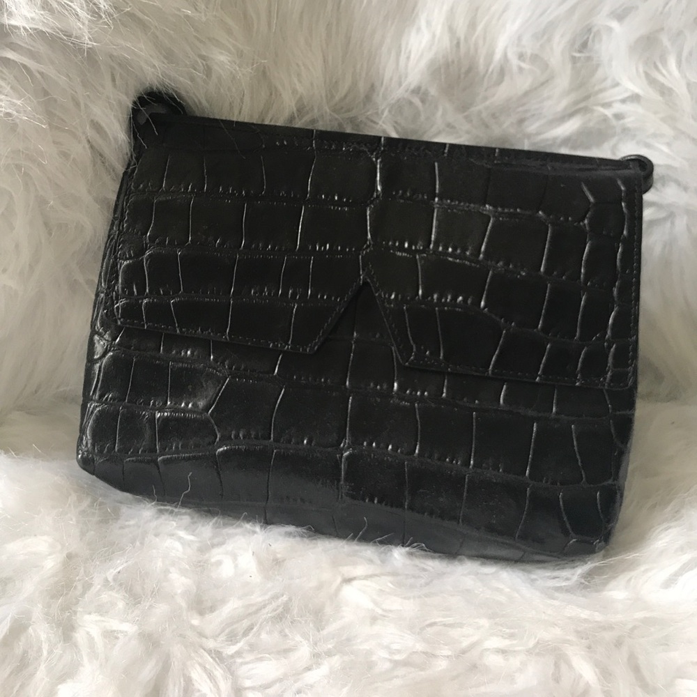 Leather Crocodile Embossed cross body Bag
