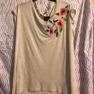 Pretty top size large
