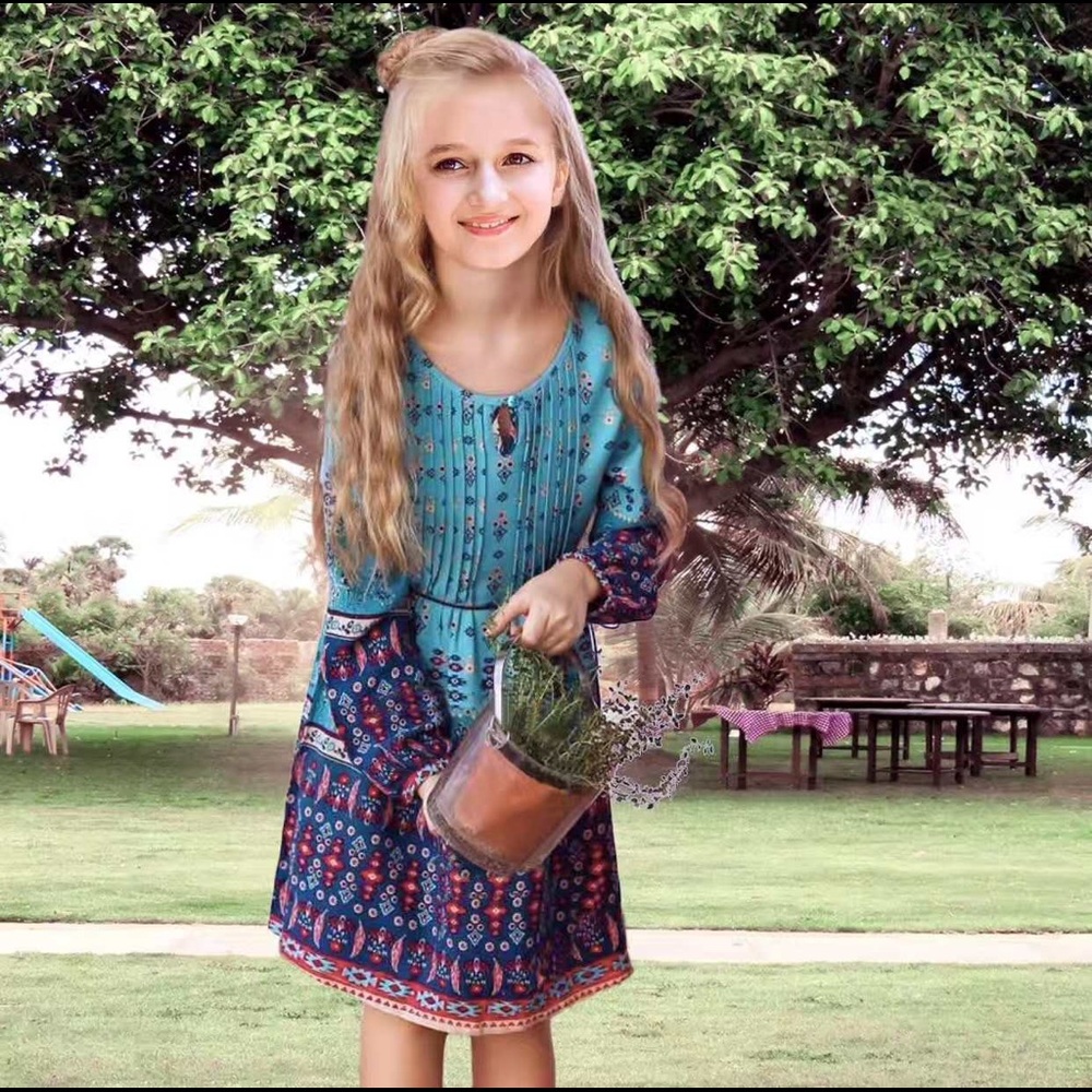 Girls blue floral dress
