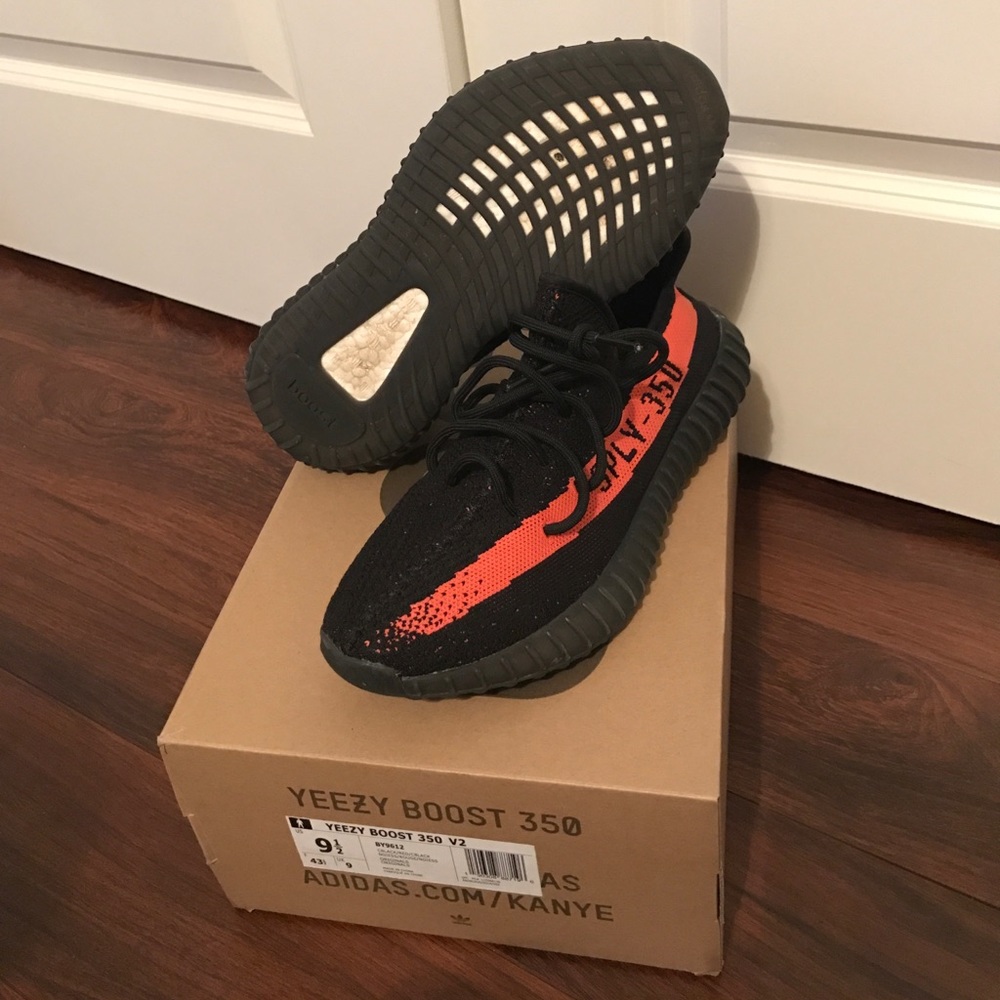 Yeezy boost 350 V2