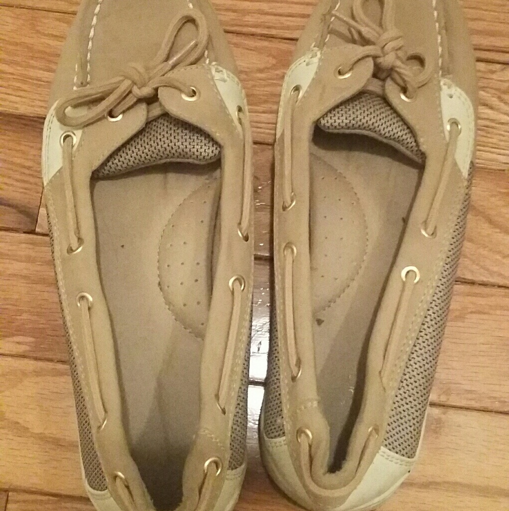 Liz Claiborne Like New Boat Shoes!
