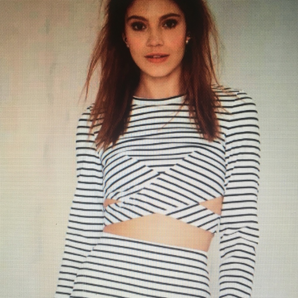 The Fifth Starstruck Long Sleeve Top - Picture 2 of 6