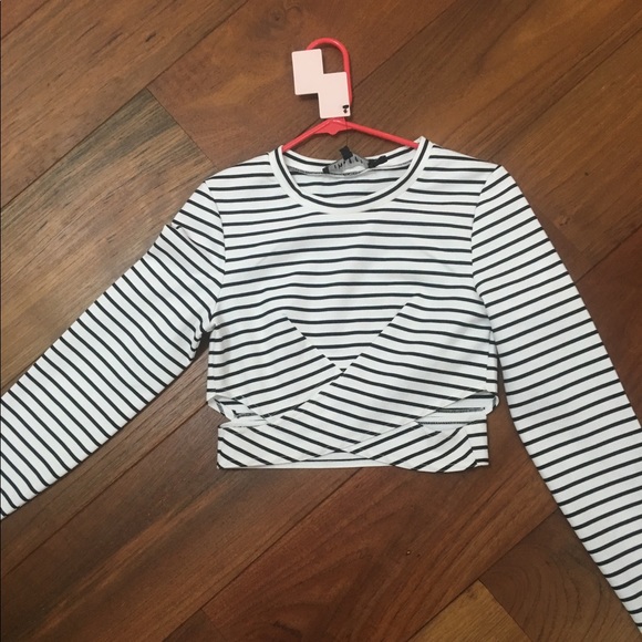 The Fifth Starstruck Long Sleeve Top - Picture 3 of 6