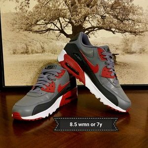 🚫sold🚫Nike AirMax (womens sz 8.5)  or (7 youth)