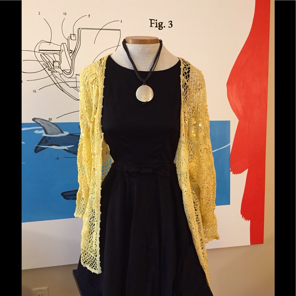 Elegant light weight lace wrap