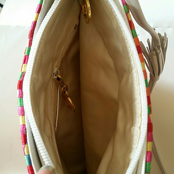 ESCADA - Picture 4 of 5