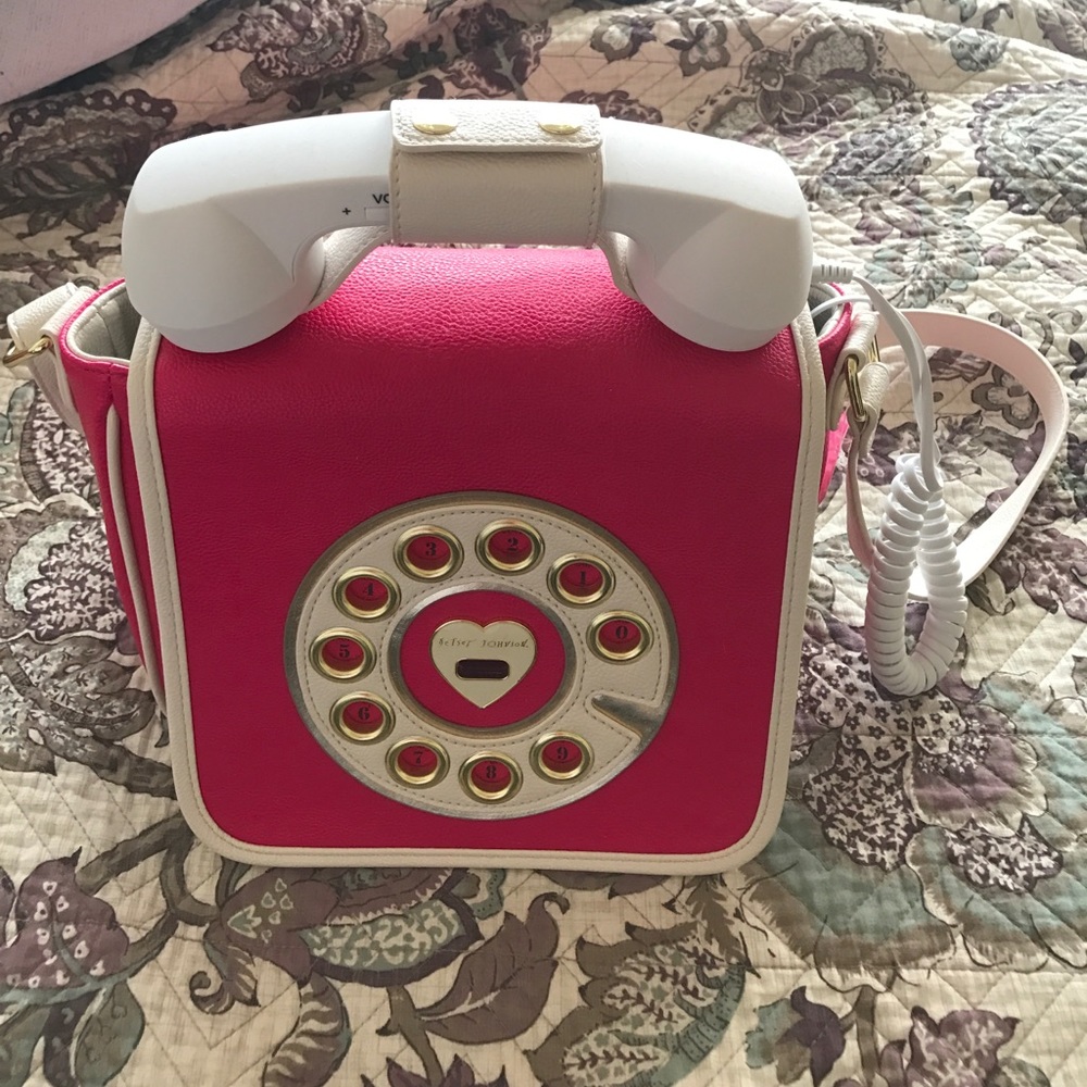 Betsey Johnson phone purse