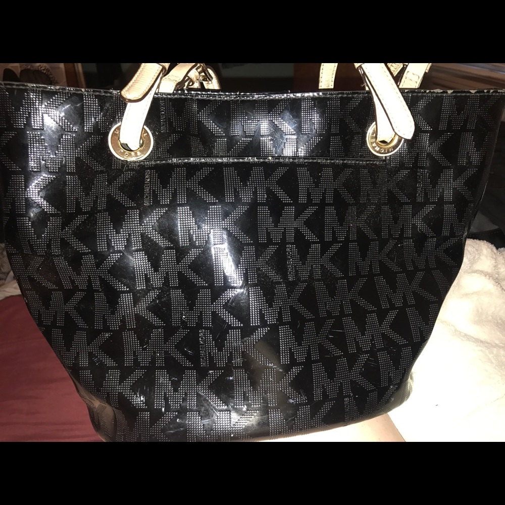 Michael Kors purse