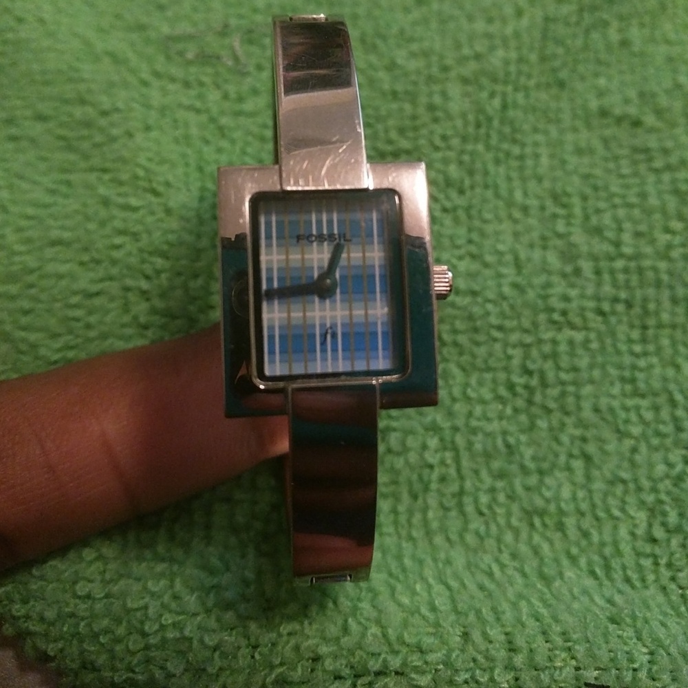 Fossil Watch - Picture 2 of 3