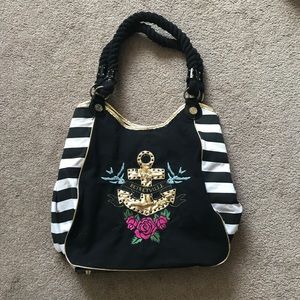 Betseyville Purse 👛