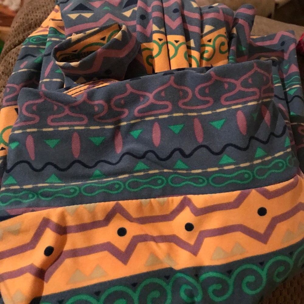 Lularoe tall curvy 12-22