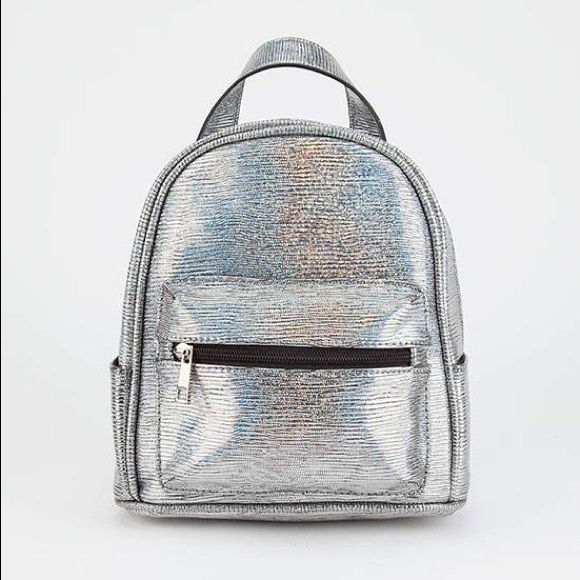 🎉HOST PICK🎉Galaxy Mini Metallic Backpack - Picture 3 of 8