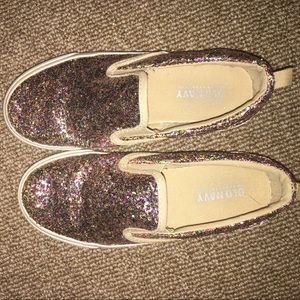 Sparkle shoes