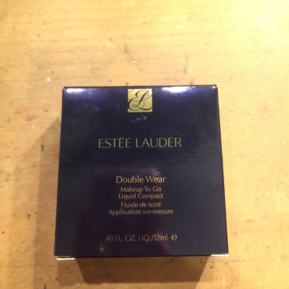 Estee Lauder double wear foundation