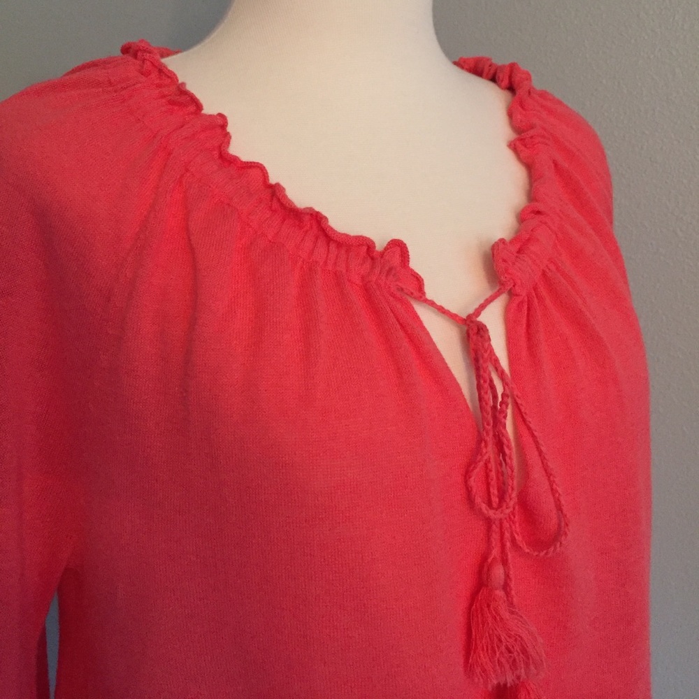 🔴3/$15 SALE Ann Taylor LOFT coral sweater