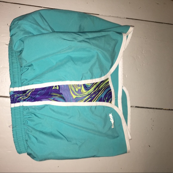 Athletic shorts - Picture 2 of 2